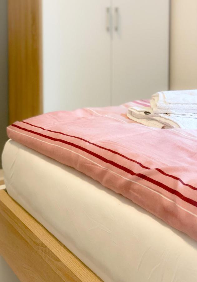 Traumhaftes Privatzimmer In Karlsruhe Exteriör bild